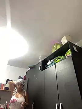 karla-hank online show from February 2026 02:19:02 PM