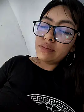 hon3ybloddy online show from March 2026 08:32:02 AM