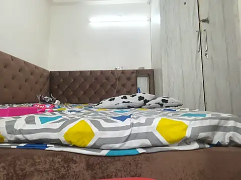 Iamsexymona online show from April 2026 07:15:01 AM