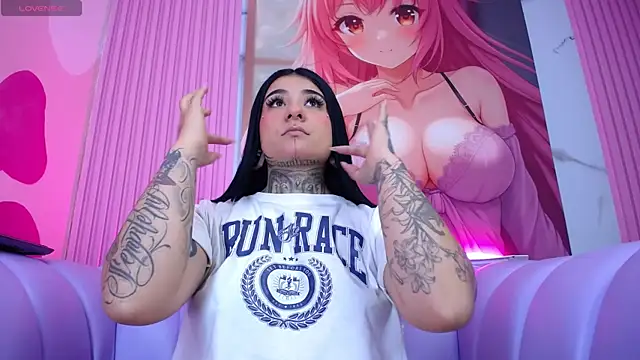 Adri tatto 7 online show from May 2026 07:08:02 PM