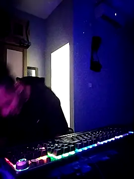 Snapshot of UcEng_Lab chatting on March 2026 06:30:02 PM UcEng Lab online show from March 2026 06:30:02 PM