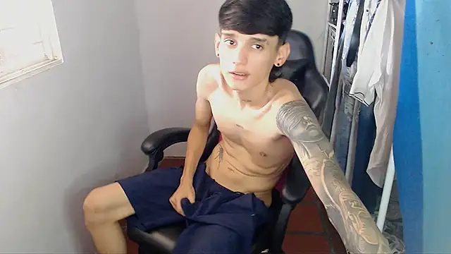 Snapshot of BOY-767 chatting on February 2026 05:13:02 PM BOY-767 online show from February 2026 05:13:02 PM