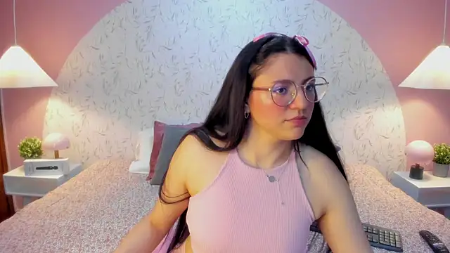 Angelie Rosebrm online show from April 2026 04:54:02 PM