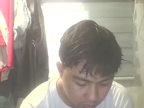 Snapshot of mattyxXxthirdy chatting on February 2026 09:11:02 AM mattyxXxthirdy online show from February 2026 09:11:02 AM