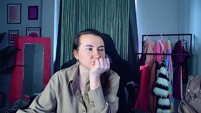 Golden Dragon online show from April 2026 08:37:02 AM