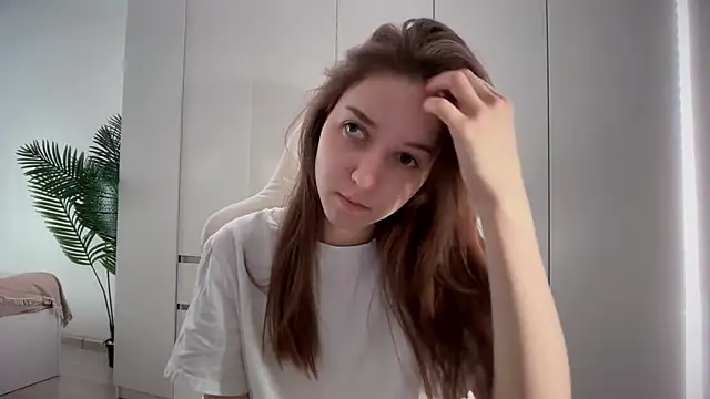 monnymoonn online show from March 2026 03:22:01 AM