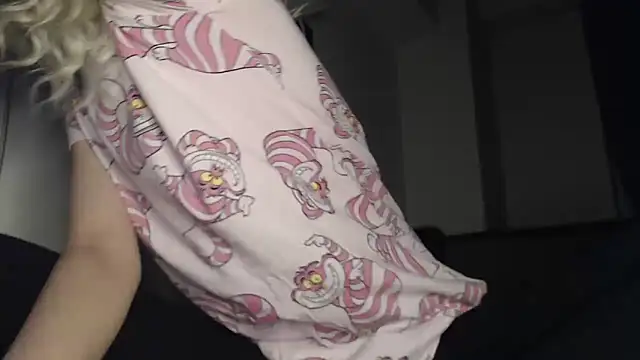 MessyBitch2 online show from February 2026 09:58:02 PM