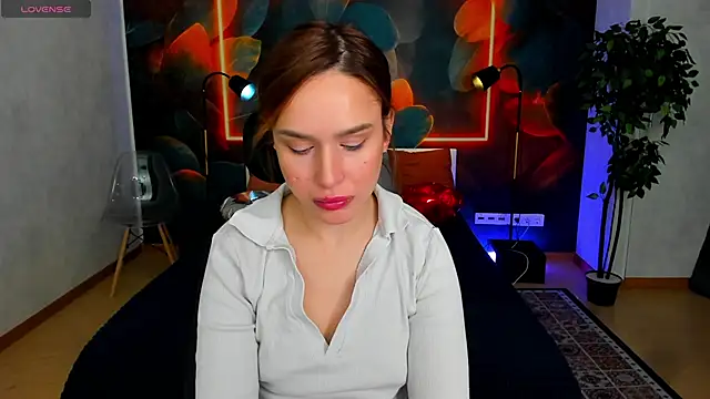 Snapshot of tina_xx_tina chatting on February 2026 01:51:02 AM tina xx tina online show from February 2026 01:51:02 AM