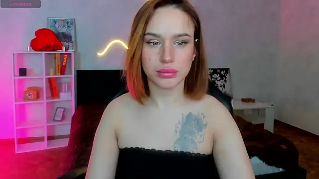 Snapshot of tina_xx_tina chatting on February 2026 12:13:02 AM tina xx tina online show from February 2026 12:13:02 AM