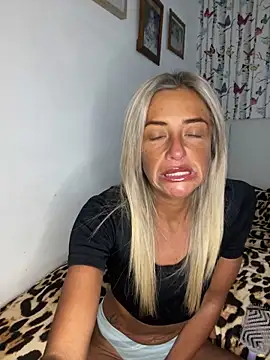 ScarlettGold  online show from March 2026 04:29:02 PM