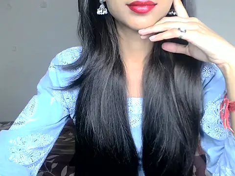 Snapshot of SIKSHA_SINGH chatting on April 2026 06:03:02 PM SIKSHA SINGH online show from April 2026 06:03:02 PM