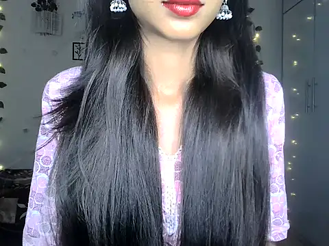 Snapshot of SIKSHA_SINGH chatting on May 2026 02:12:01 PM SIKSHA SINGH online show from May 2026 02:12:01 PM