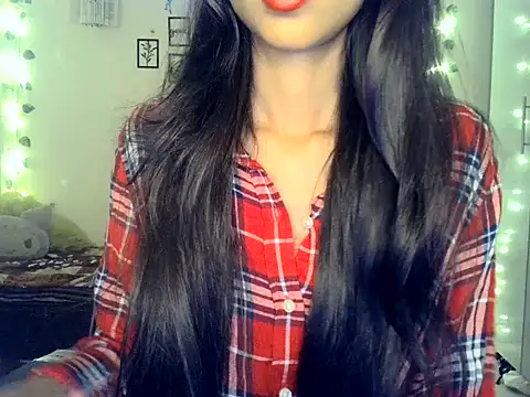 SIKSHA SINGH online show from April 2026 04:13:02 PM