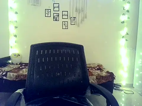 SIKSHA SINGH online show from March 2026 06:41:01 PM