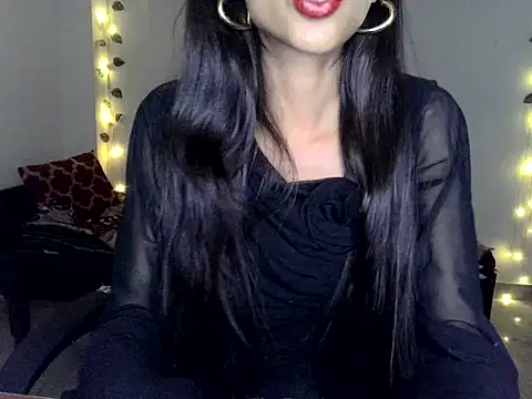 Snapshot of SIKSHA_SINGH chatting on June 2026 11:10:02 PM SIKSHA SINGH online show from June 2026 11:10:02 PM