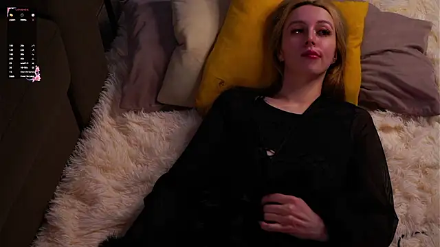 EugeniaEarl online show from March 2026 12:00:02 PM