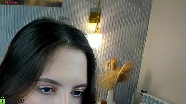 elise robbie online show from March 2026 01:04:01 AM