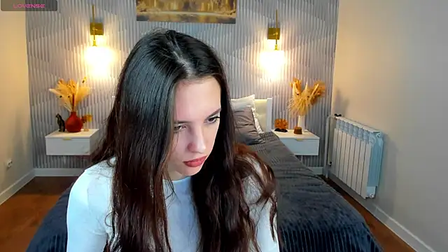 elise robbie online show from March 2026 01:07:01 AM