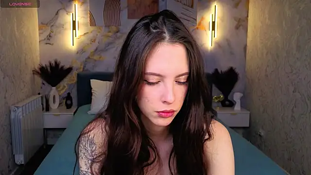 elise robbie online show from March 2026 01:05:02 AM