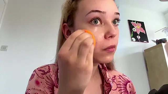 SourMidday online show from April 2026 07:04:01 AM