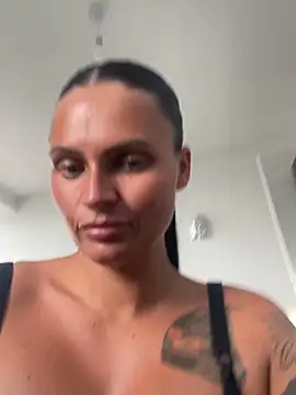 Destinylovex online show from June 2026 06:25:02 PM