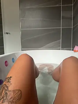 Destinylovex online show from February 2026 11:10:02 AM