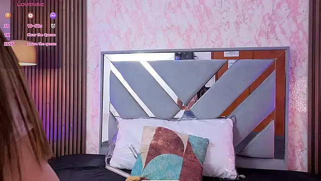 LittleeSara18 online show from March 2026 11:06:01 AM