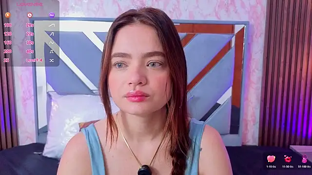 Snapshot of LittleeSara18 chatting on May 2026 11:27:01 AM LittleeSara18 online show from May 2026 11:27:01 AM