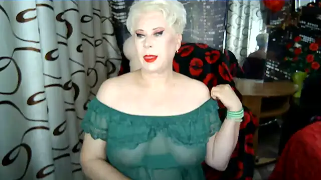 Snapshot of SWEET--Nika chatting on July 2026 03:57:02 AM SWEET--Nika online show from July 2026 03:57:02 AM
