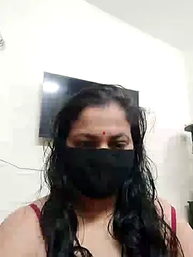 Desi Heat Couple online show from February 2026 04:30:01 PM