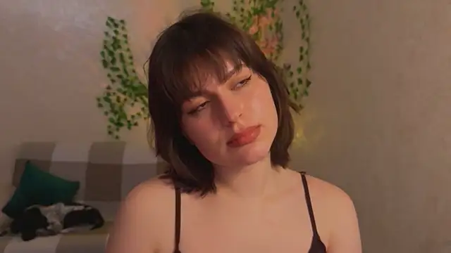 rinamandarina online show from April 2026 01:23:02 PM