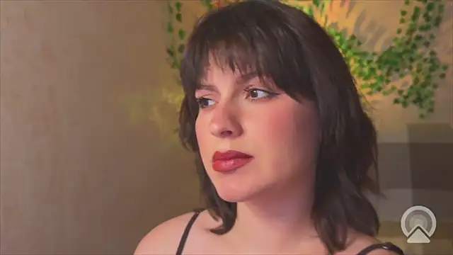 rinamandarina online show from April 2026 06:32:01 PM