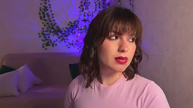 rinamandarina online show from March 2026 04:01:02 PM