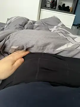 GlitzerGlitzer online show from February 2026 01:33:02 PM