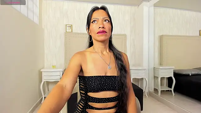 FernandaAvilax online show from April 2026 10:27:02 PM