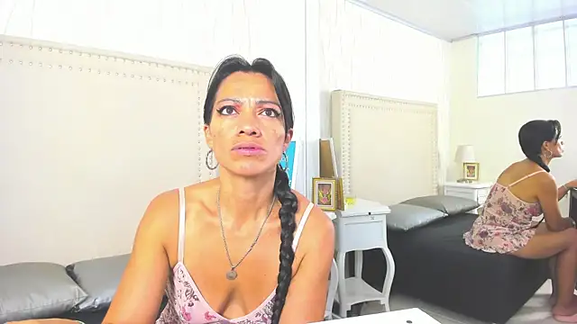 FernandaAvilax online show from May 2026 06:51:02 PM