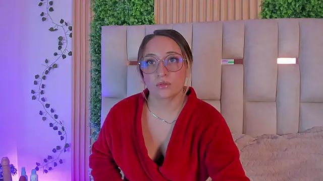 Kitty Milk nm online show from April 2026 09:39:33 PM