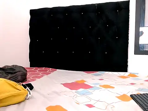 JessikaHoot online show from April 2026 02:07:02 PM