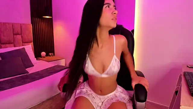 jasmin adams online show from April 2026 05:30:01 PM