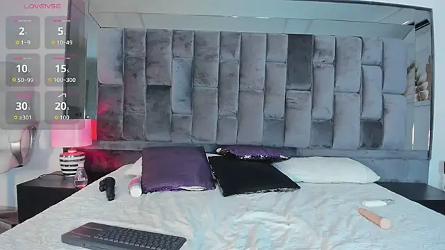 Salem Smith  online show from April 2026 11:34:01 AM