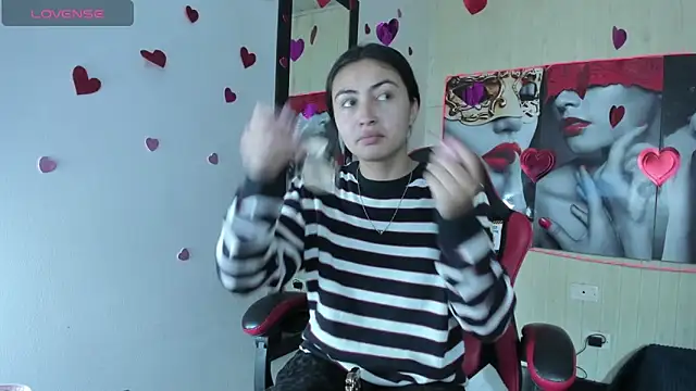 Snapshot of angell_cooper8 chatting on February 2026 12:50:02 PM angell cooper8 online show from February 2026 12:50:02 PM