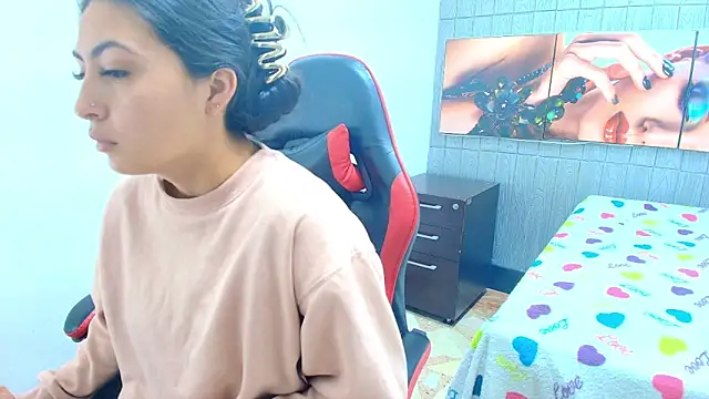 angell cooper8 online show from March 2026 12:15:01 PM