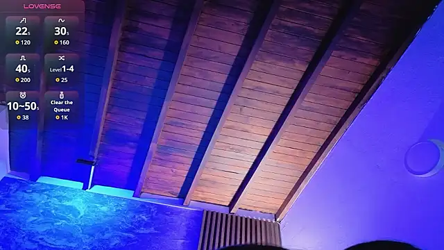 chloe bluee  online show from March 2026 11:22:01 AM