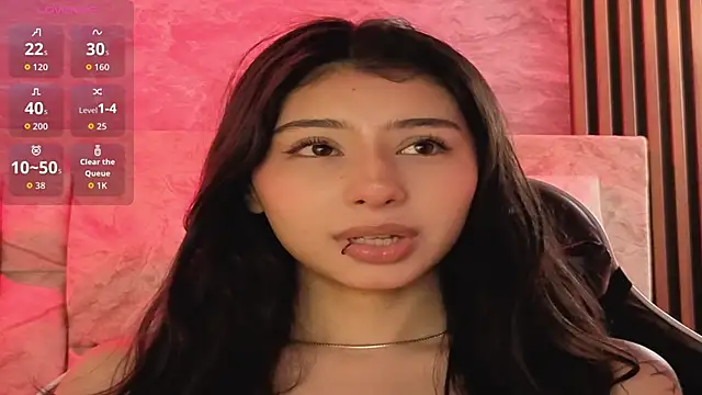 chloe bluee  online show from March 2026 11:03:01 AM