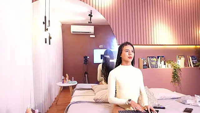 Luxa Velvet online show from June 2026 01:23:01 PM