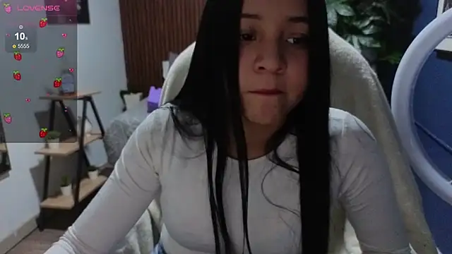 SophyAdams online show from April 2026 08:53:02 PM