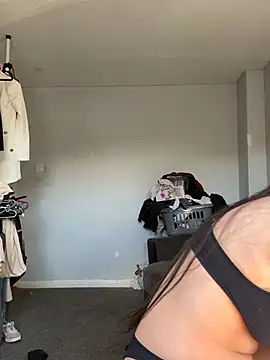 PinkVelvetx online show from April 2026 02:40:02 PM