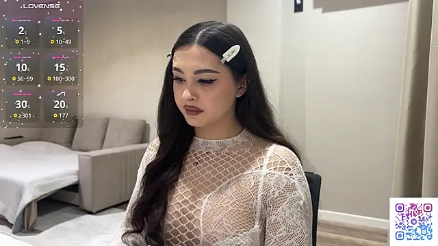 Snapshot of Sweet_BerryBabe chatting on June 2026 10:32:02 PM Sweet BerryBabe online show from June 2026 10:32:02 PM