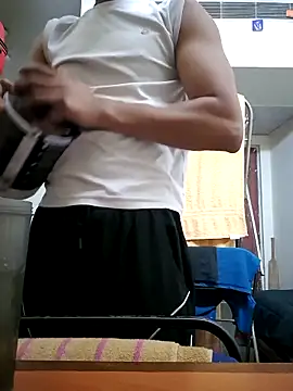 peanutbutteater online show from March 2026 02:07:01 PM