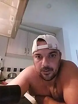 morenitoymorena online show from April 2026 02:24:01 PM